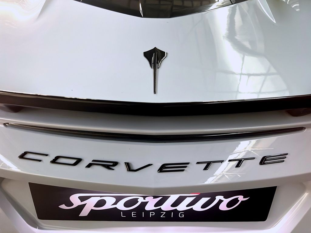 Corvette C8 2025
