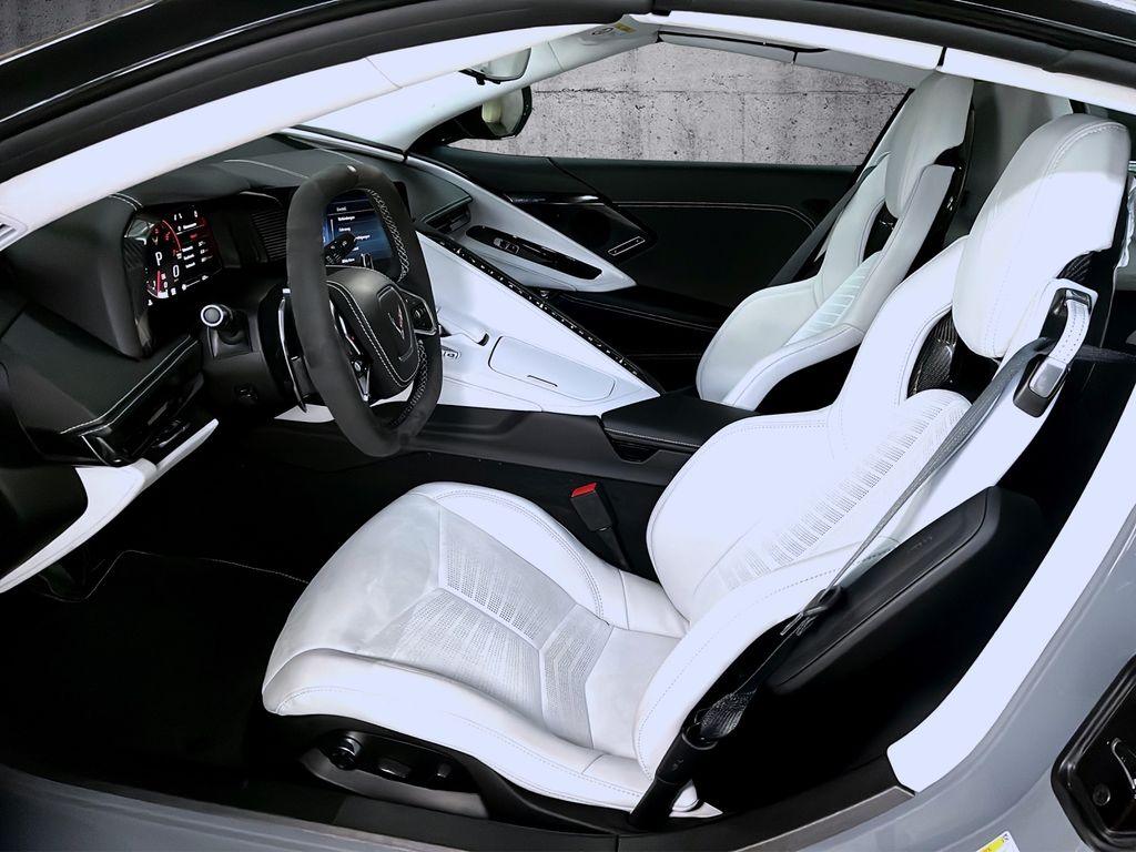 Corvette C8
