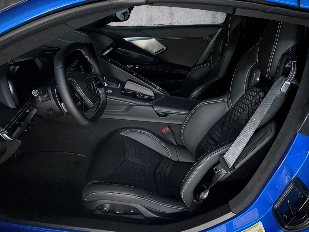 Corvette C8