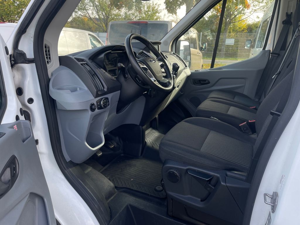 Ford Transit 2019