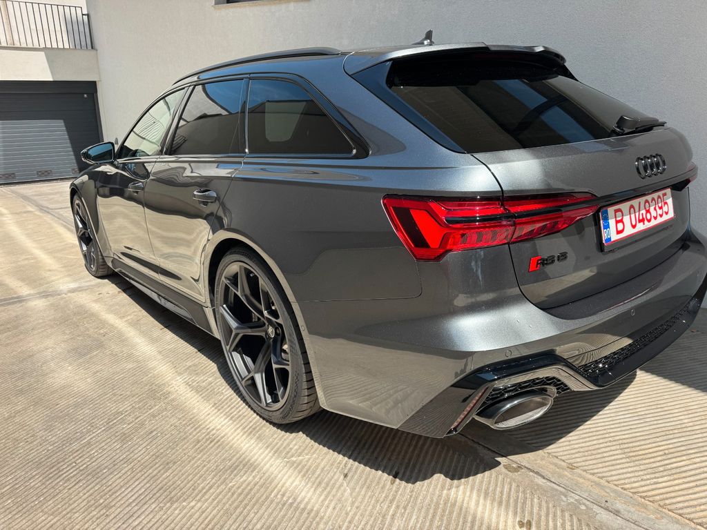 Audi RS6 2025