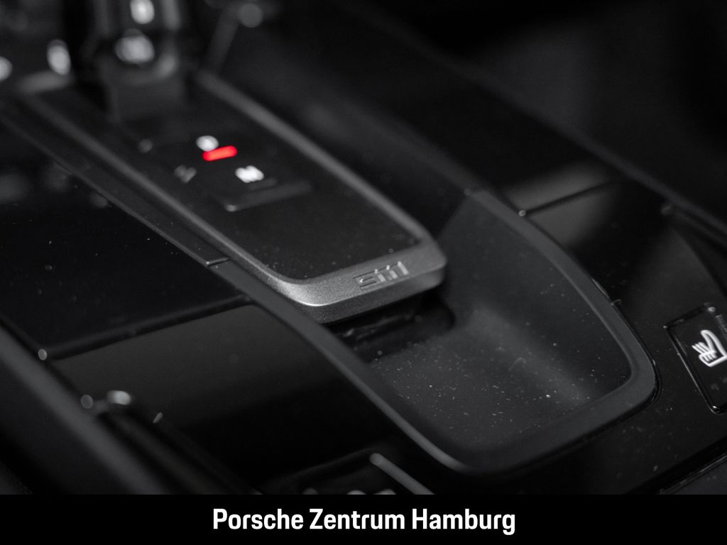 Porsche 992 2024