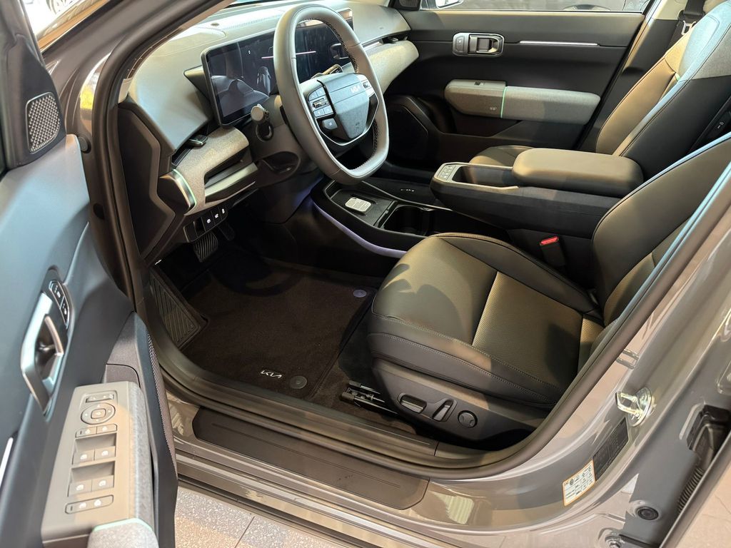 Kia EV4 2025