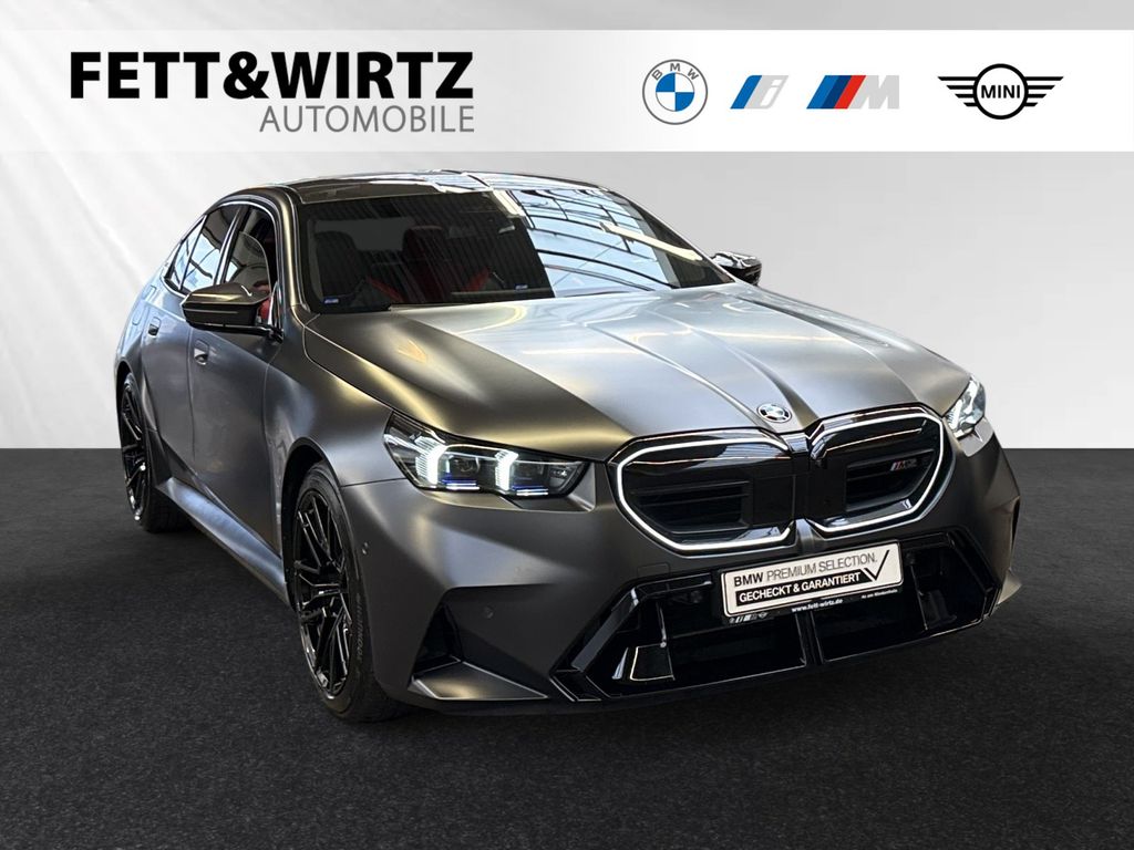 BMW M5 2024