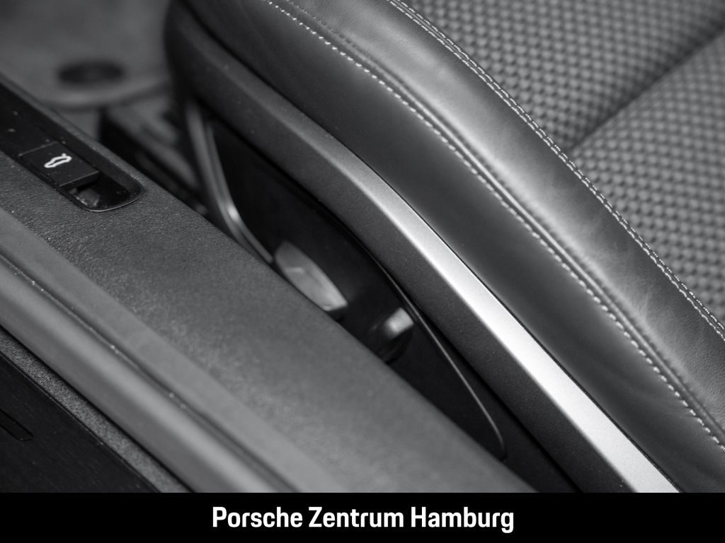 Porsche 992 2024