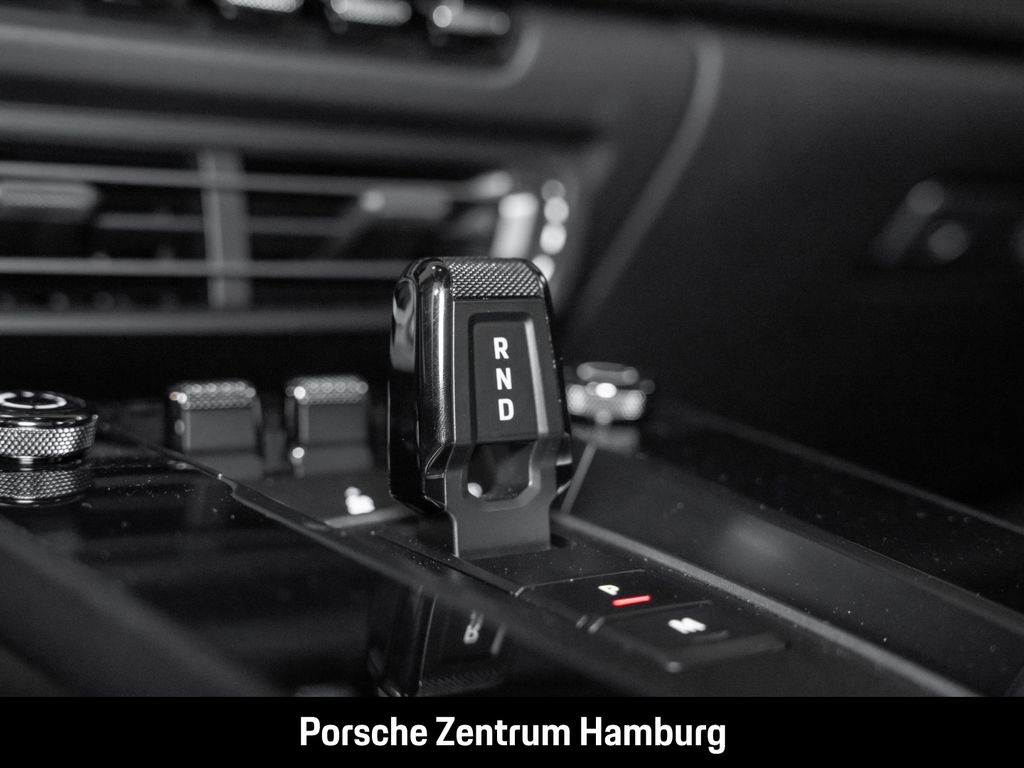 Porsche 992 2024