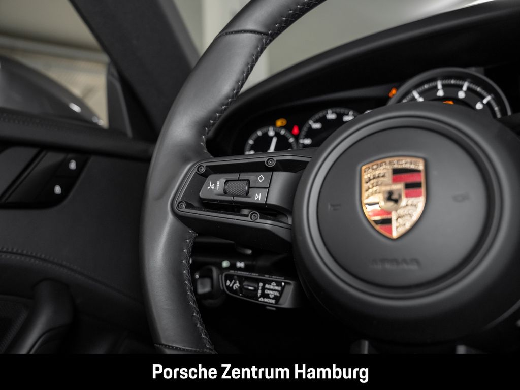 Porsche 992 2024