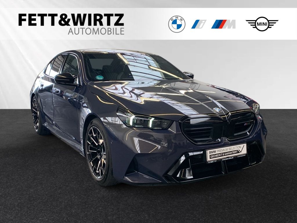 BMW M5 2024