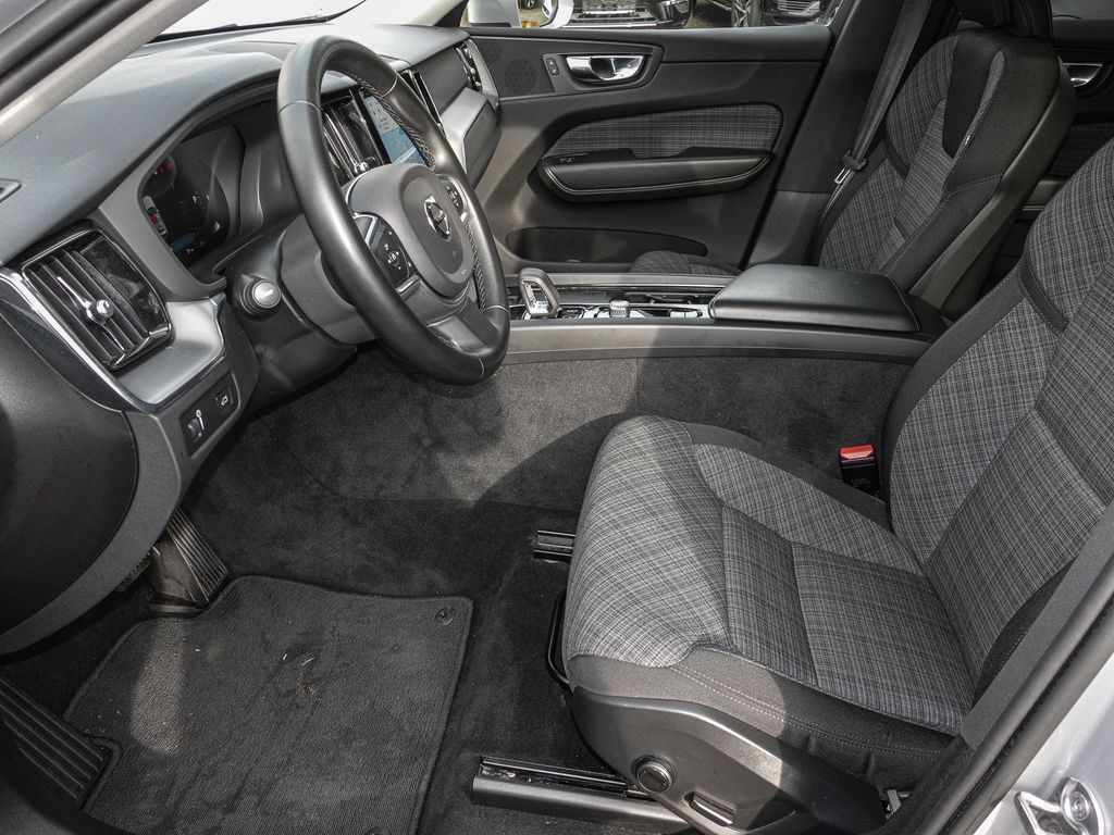 Volvo XC60 2022
