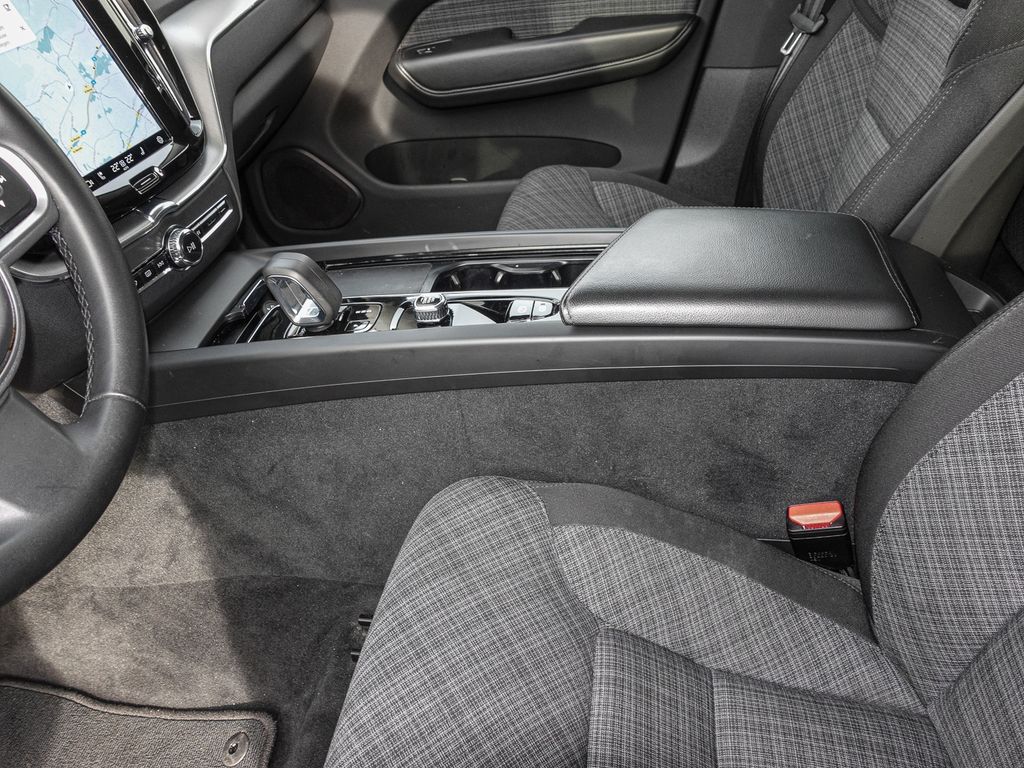 Volvo XC60 2022