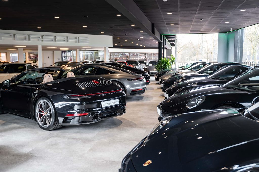 Porsche 992 2024