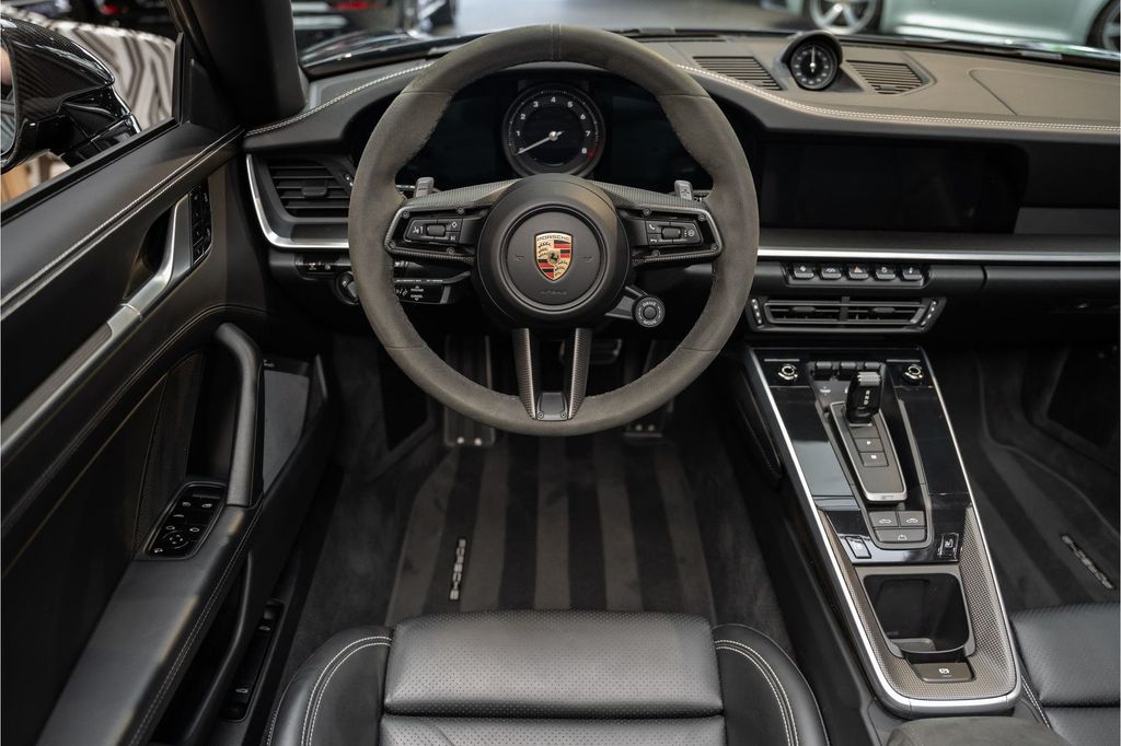 Porsche 992 2021