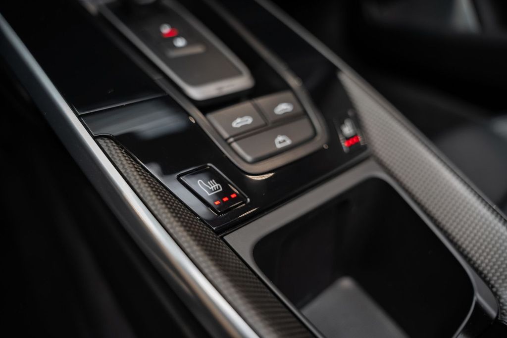 Porsche 992 2021