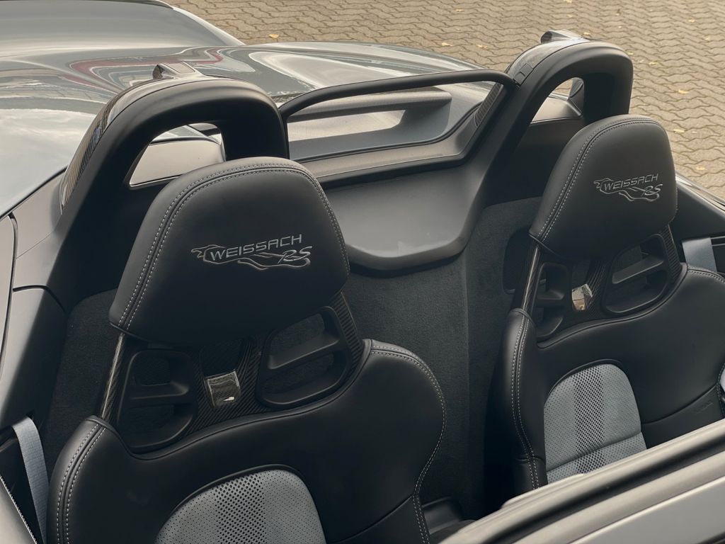 Porsche Boxster 2025