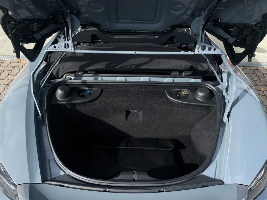 Porsche Boxster 2025