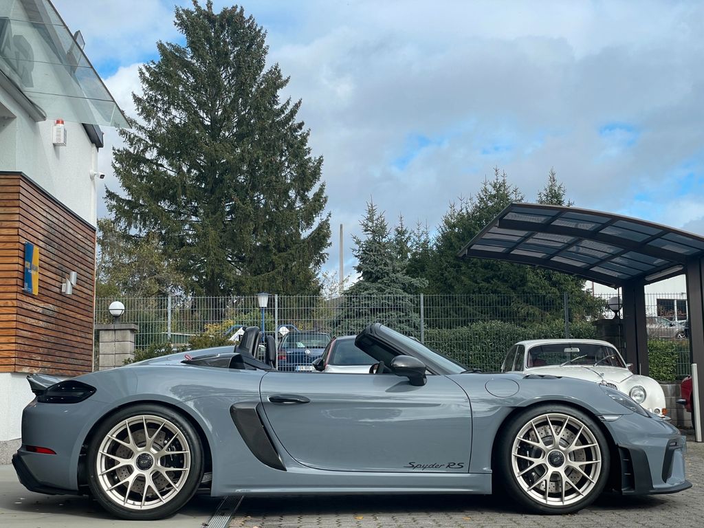 Porsche Boxster 2025