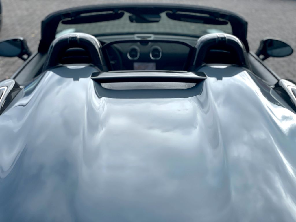 Porsche Boxster 2025