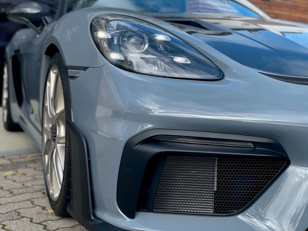 Porsche Boxster 2025