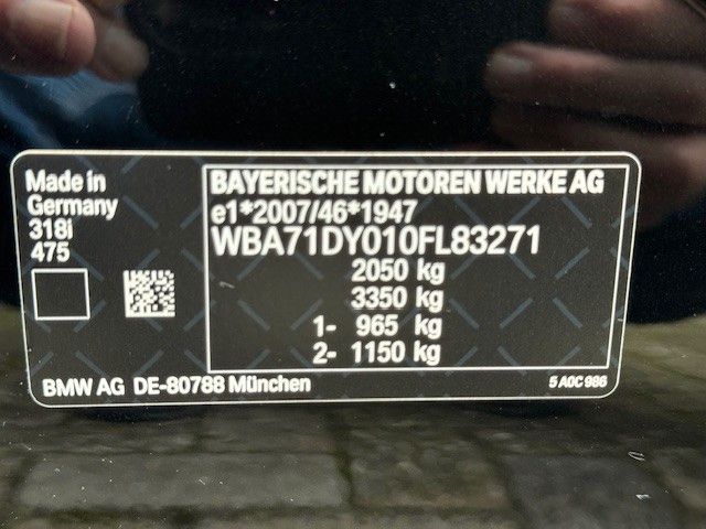 BMW 318 2021