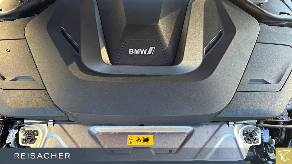 BMW i4 2025
