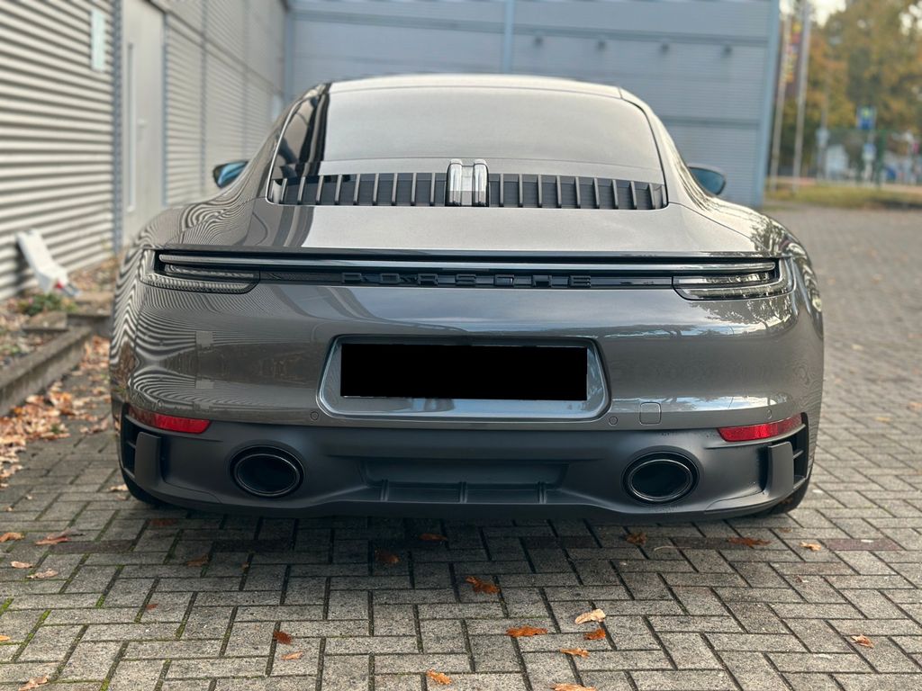 Porsche 992 2023