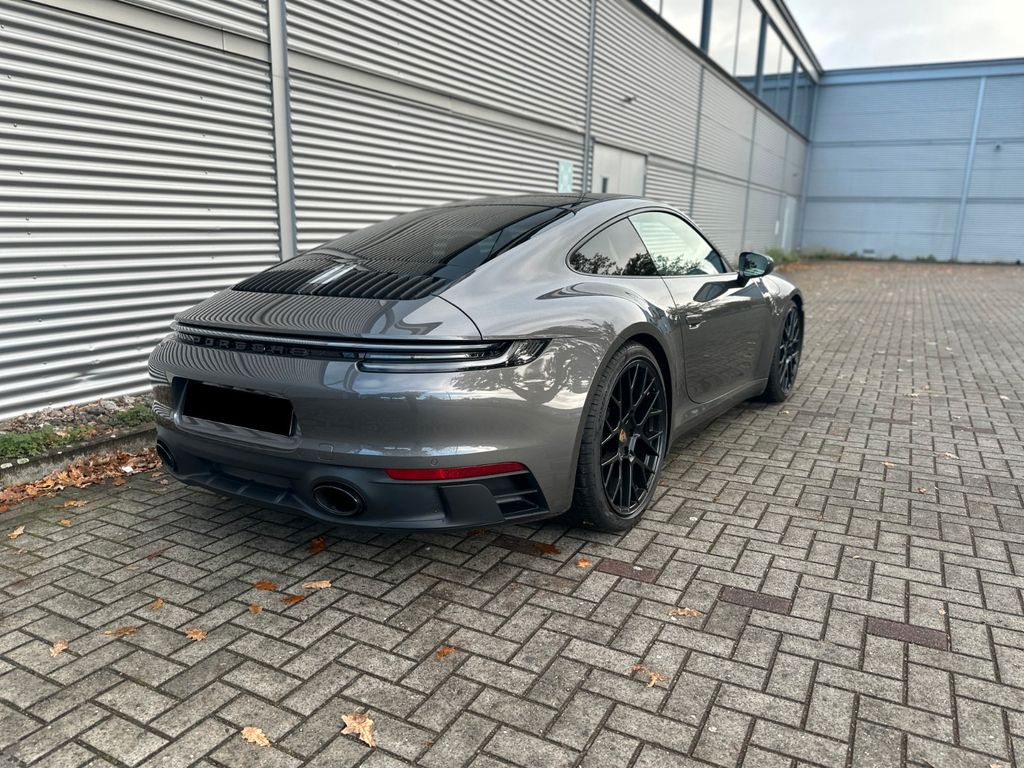 Porsche 992 2023