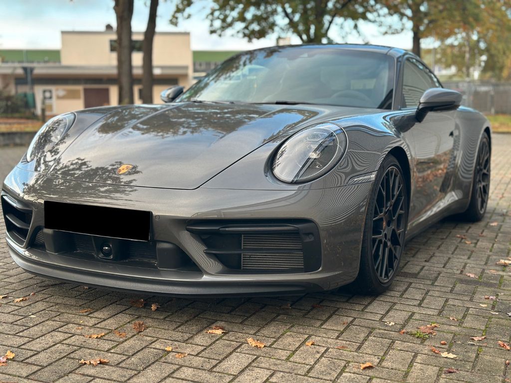 Porsche 992 2023