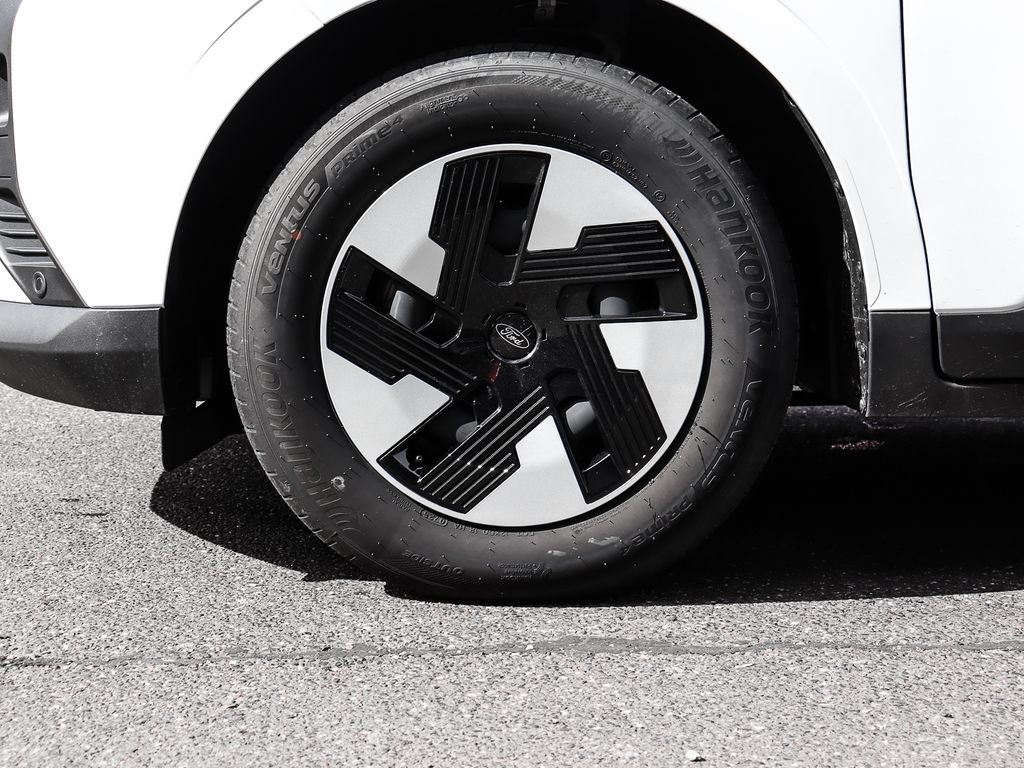 Ford Transit Courier 2025