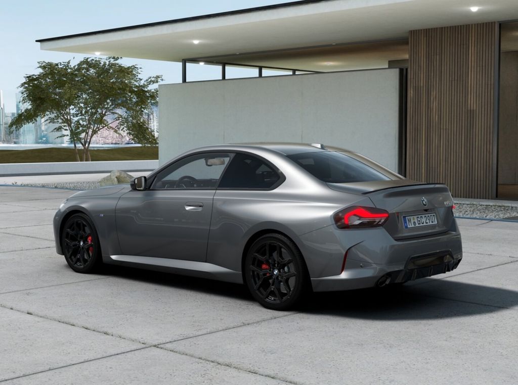 BMW 220