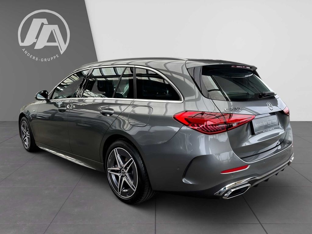 Mercedes-Benz C 300 2025