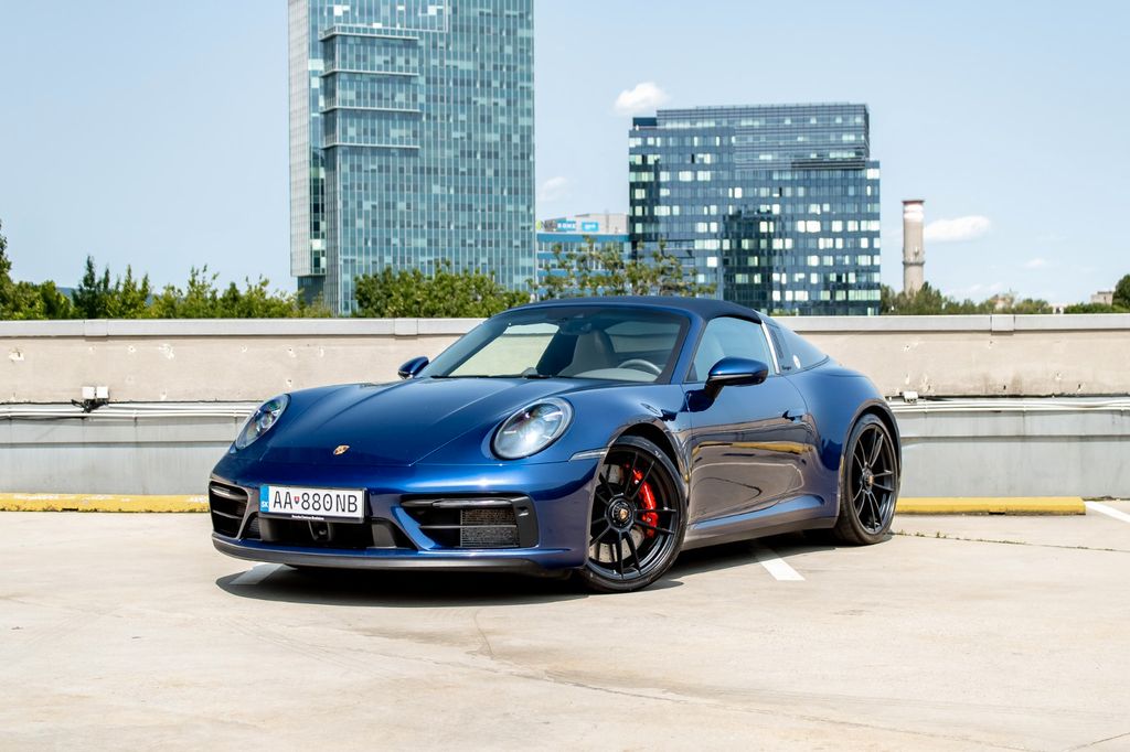 Porsche 911 2024