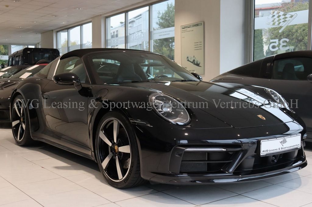 Porsche 992 2024