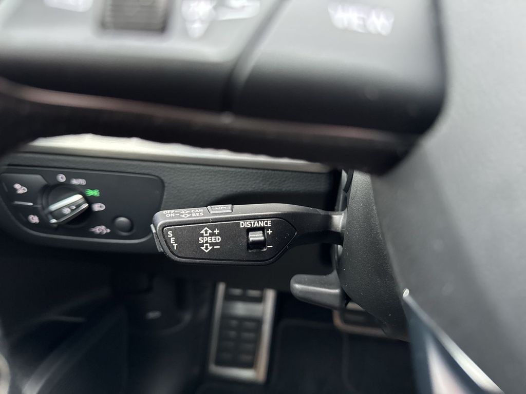 Audi SQ5 2021
