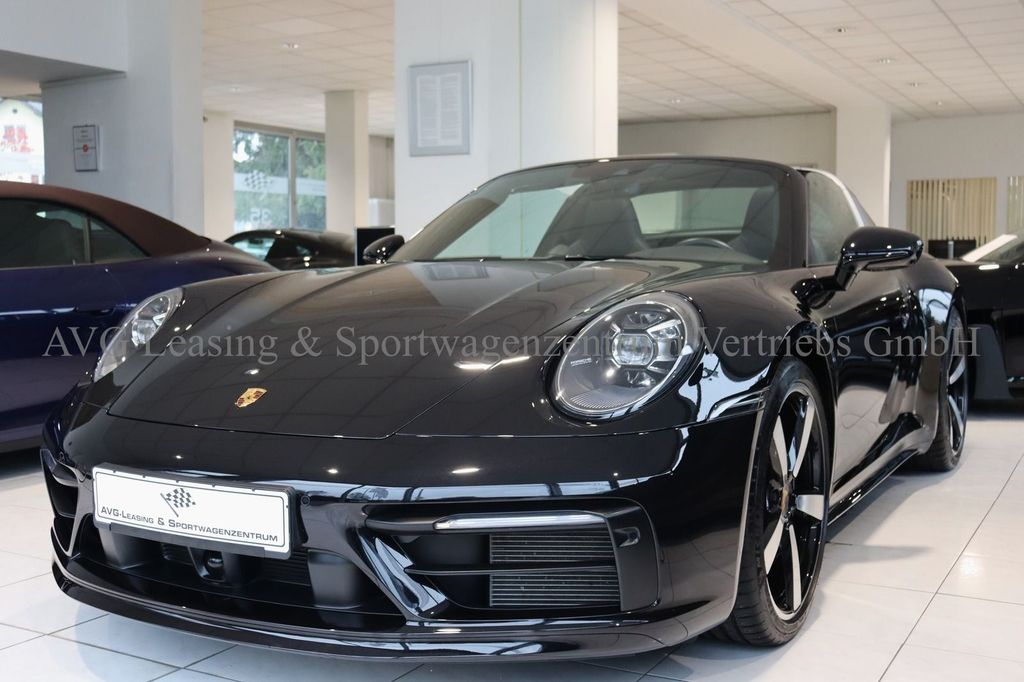 Porsche 992 2024