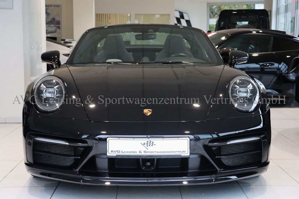 Porsche 992 2024