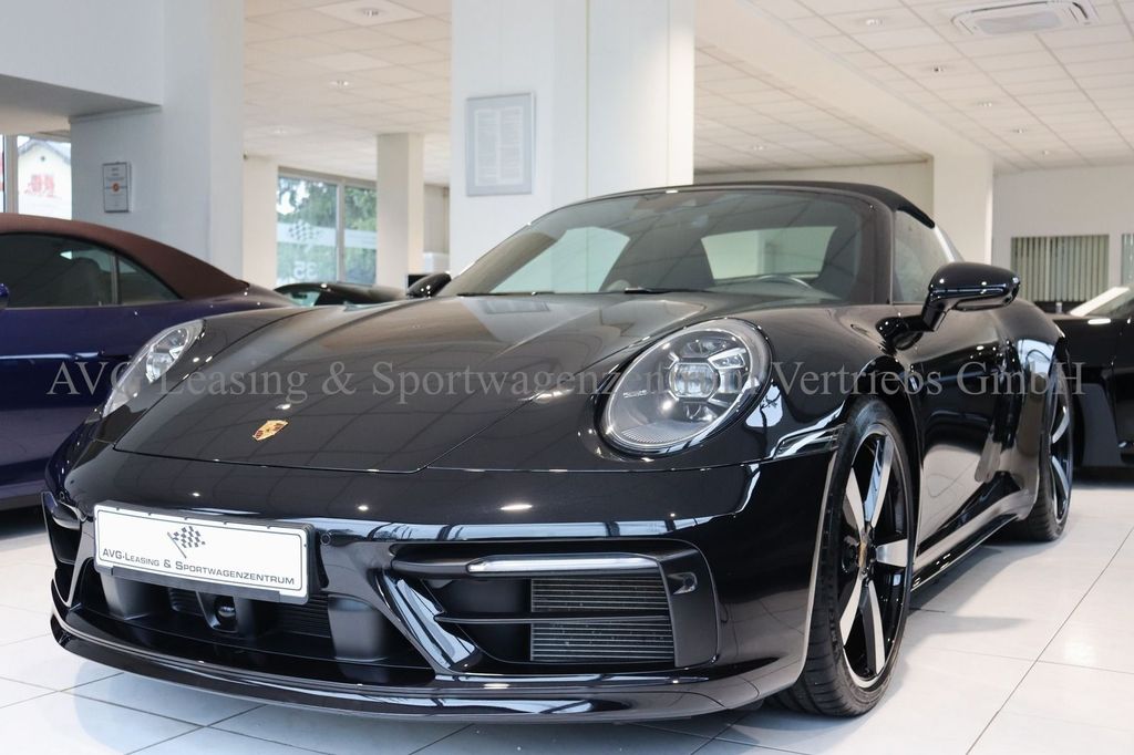 Porsche 992 2024