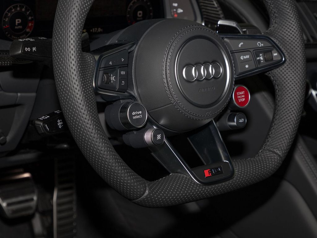 Audi R8 2025