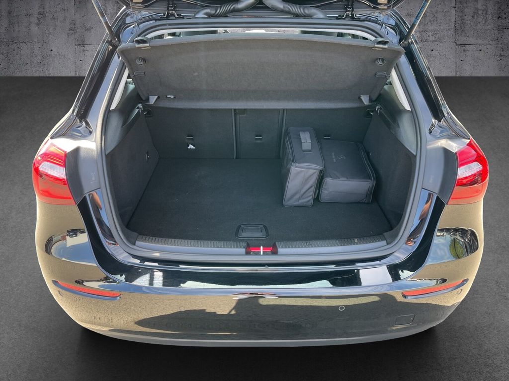 Mercedes-Benz A 250 2022