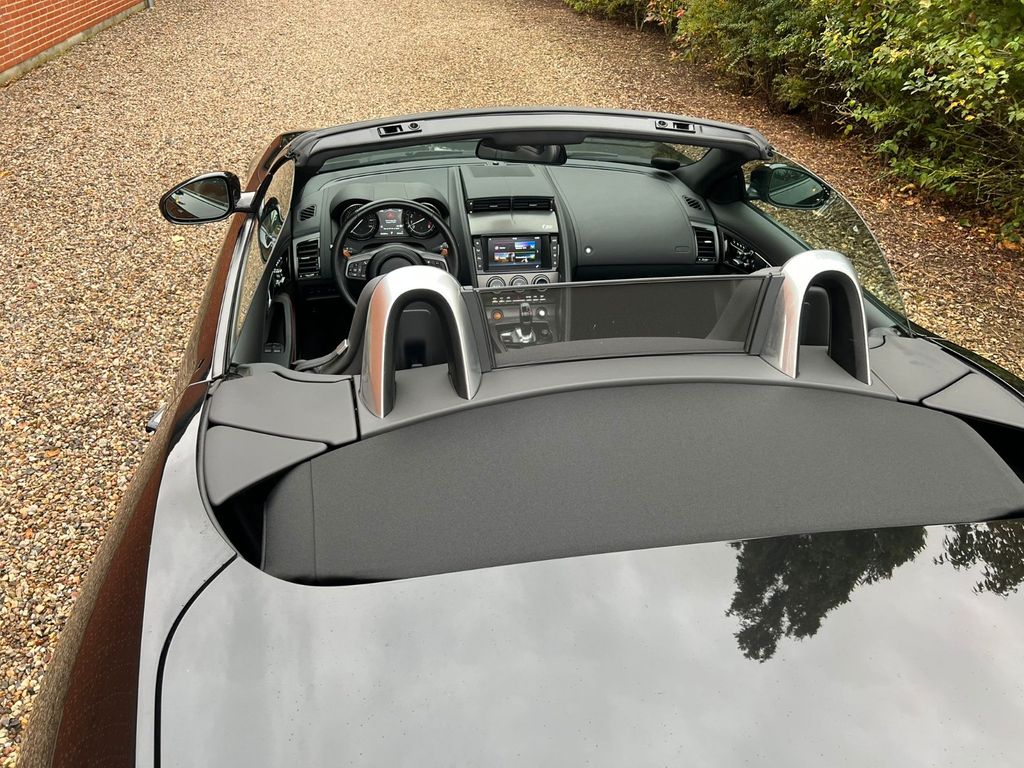 Jaguar F-Type 2017