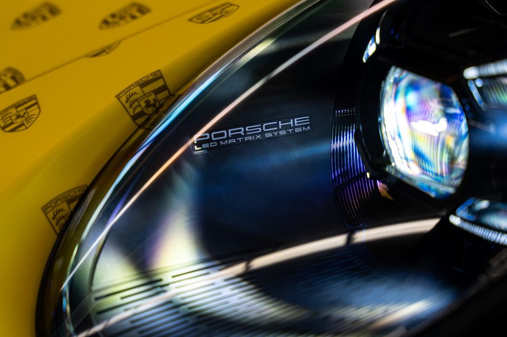 Porsche 992 2023