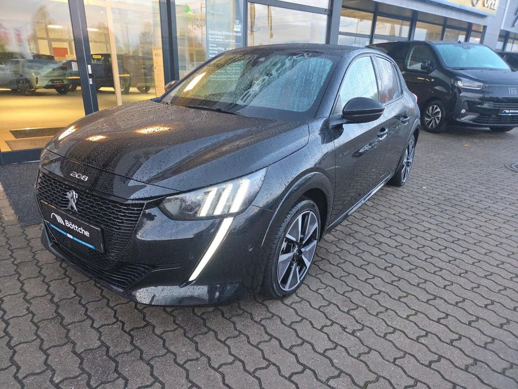 Peugeot 208 2021