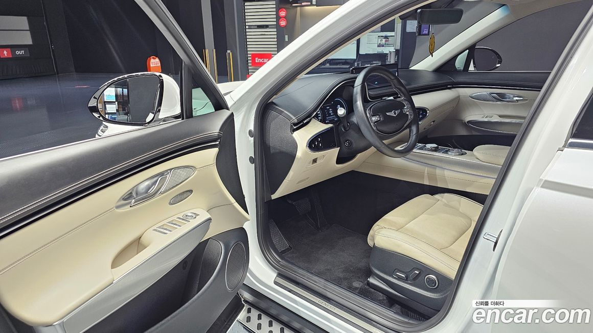 Genesis GV70 2024