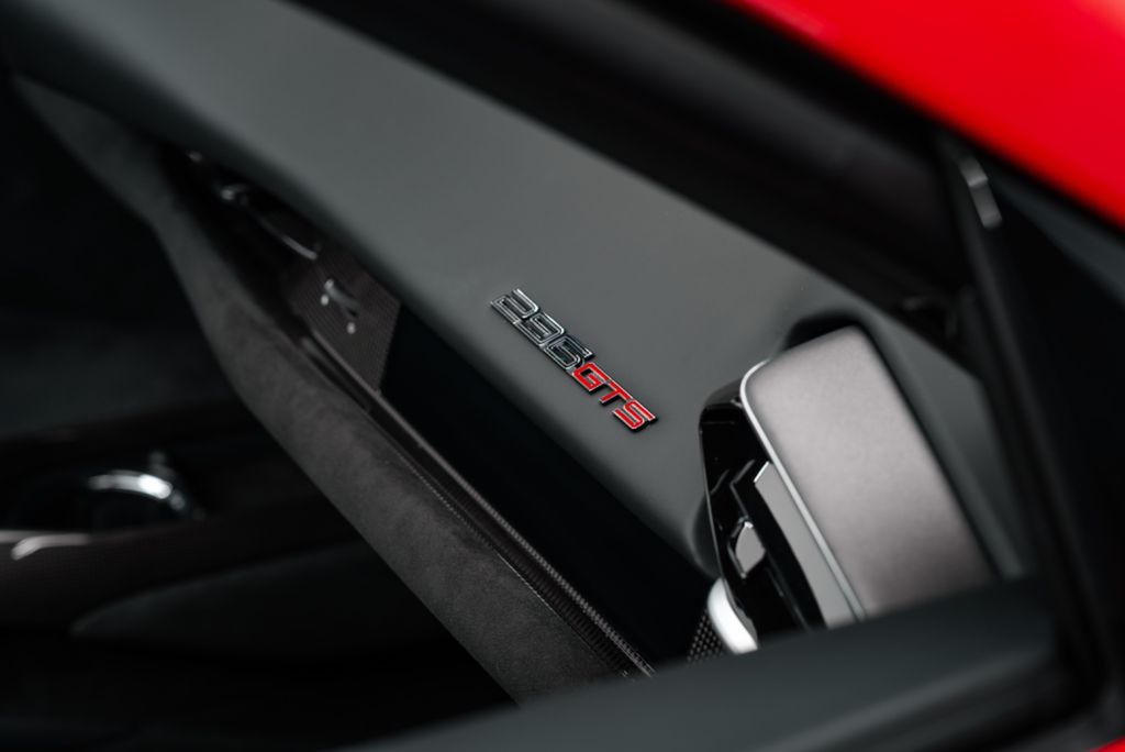 Ferrari 296 GTS