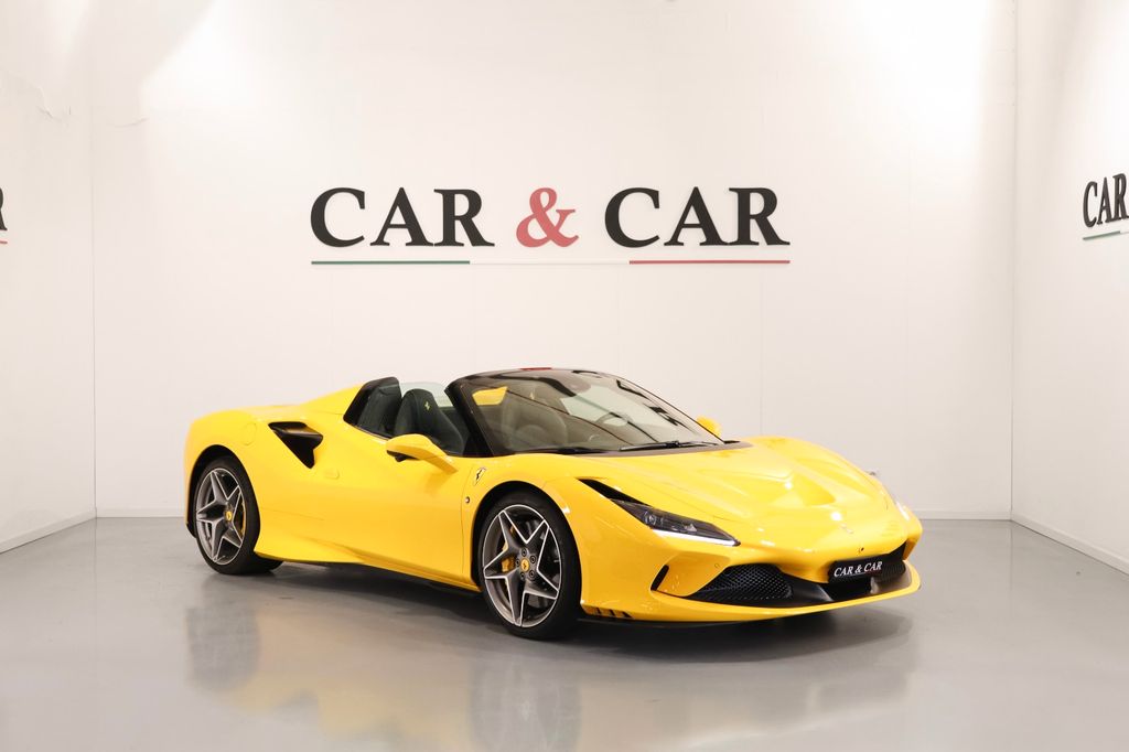 Ferrari F8 2021