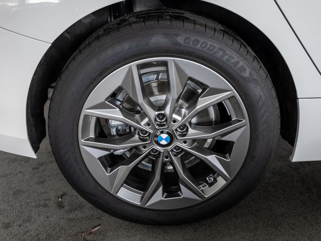 BMW 120 2024