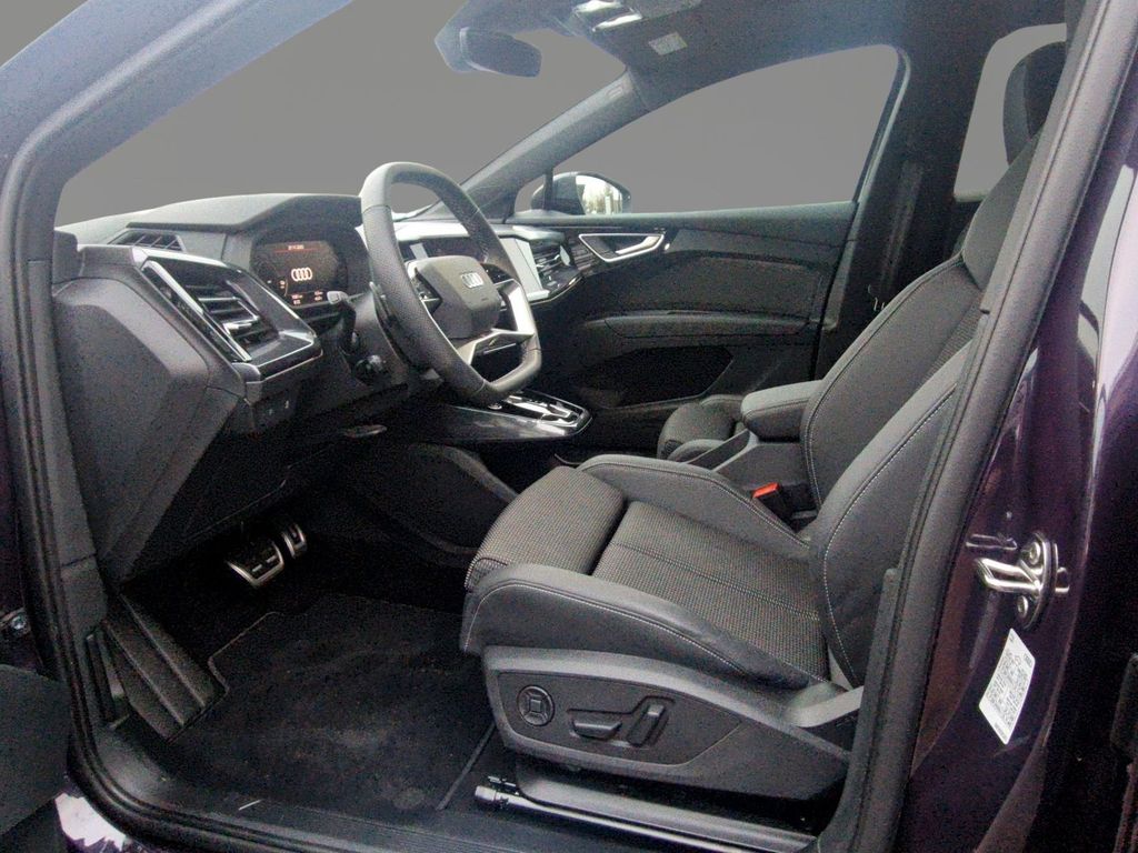 Audi Q4 e-tron 2025