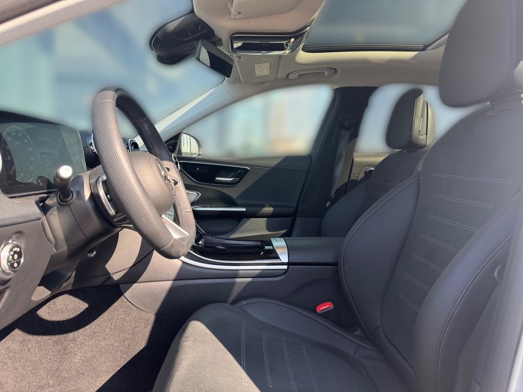 Mercedes-Benz C 300 2024