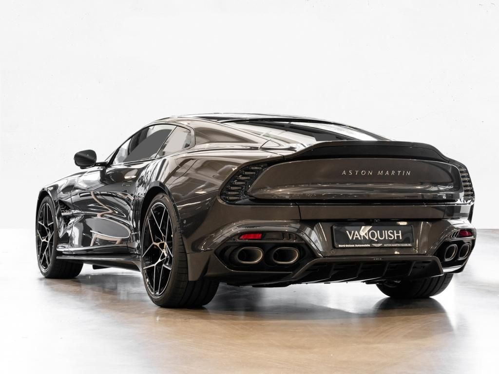 Aston Martin Vanquish 2025