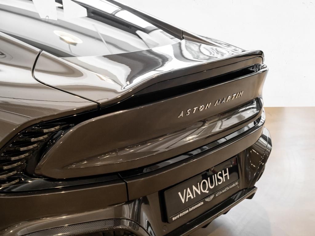 Aston Martin Vanquish 2025