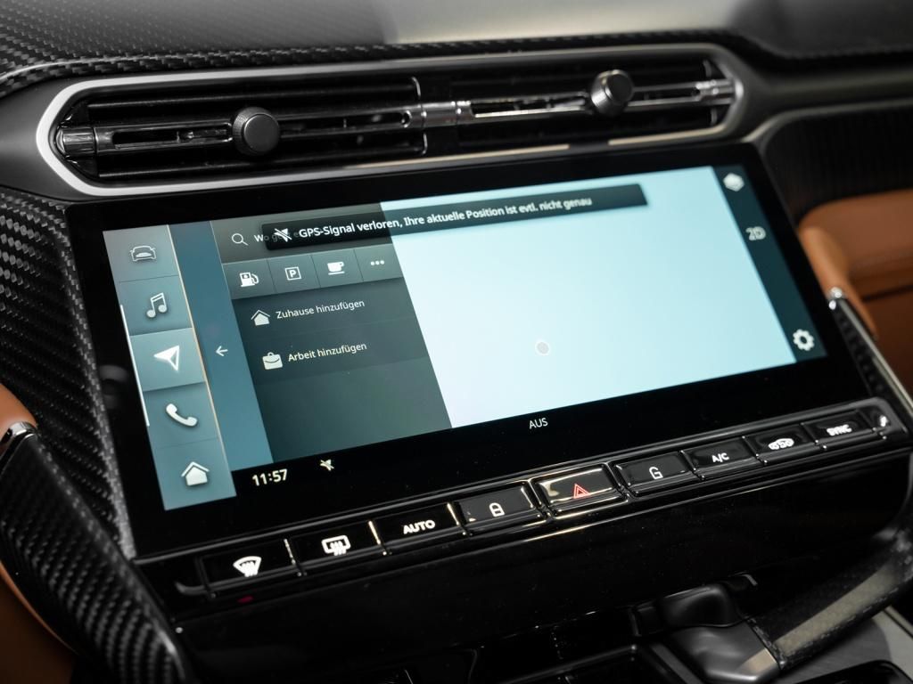 Aston Martin Vanquish 2025